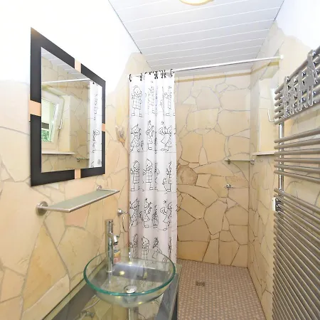 Spacious Near The Area Holiday home *